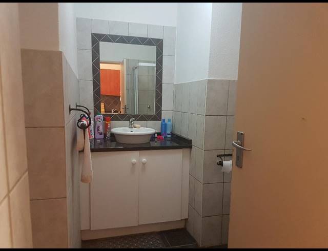 1 BEDROOM APARTMENT FOR SALE IN HATFIELD